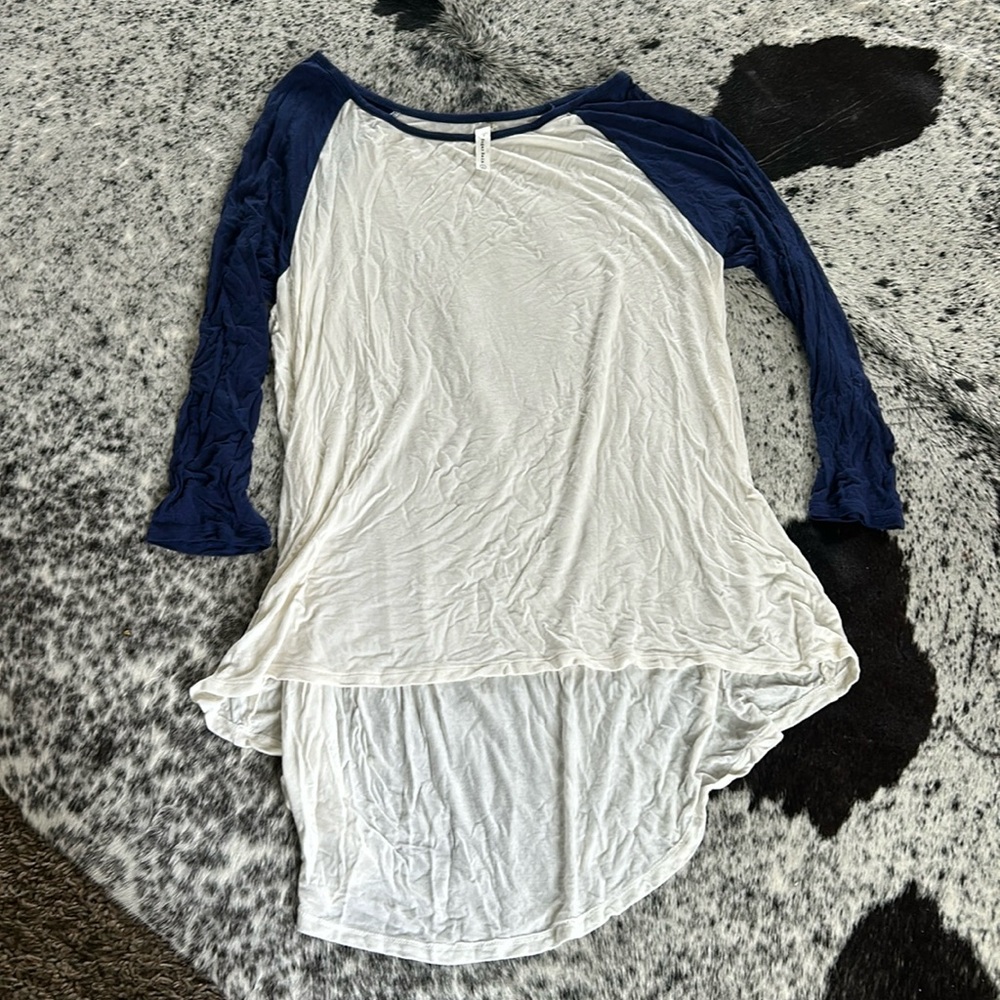 Sugar rain high low baseball tee